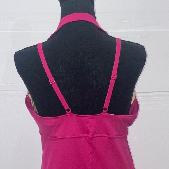 Reebok fuchsia halter tennis dress with flounced skirt - Picture 4 of 9